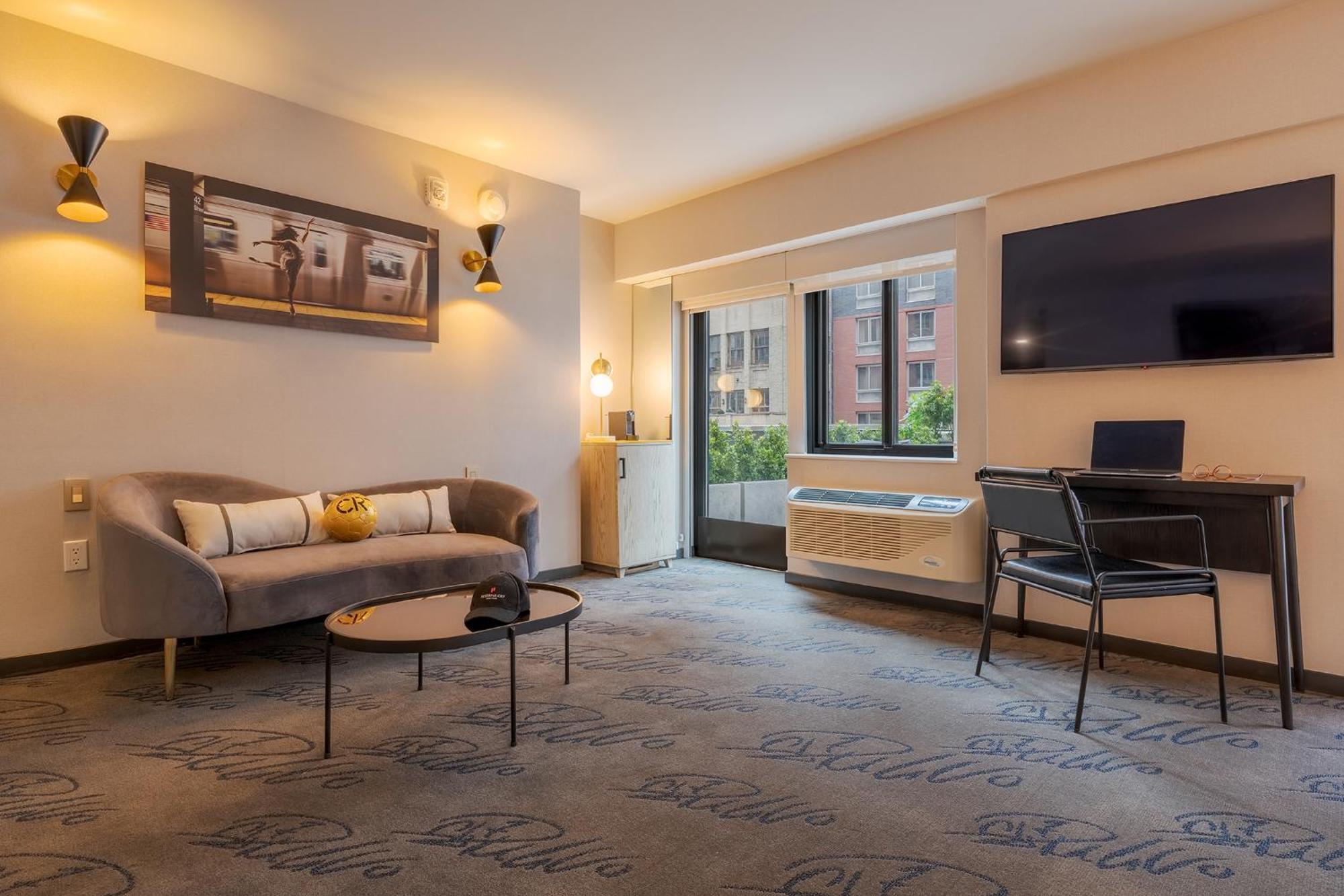 Готель Pestana Cr7 Times Square Нью-Йорк Екстер'єр фото