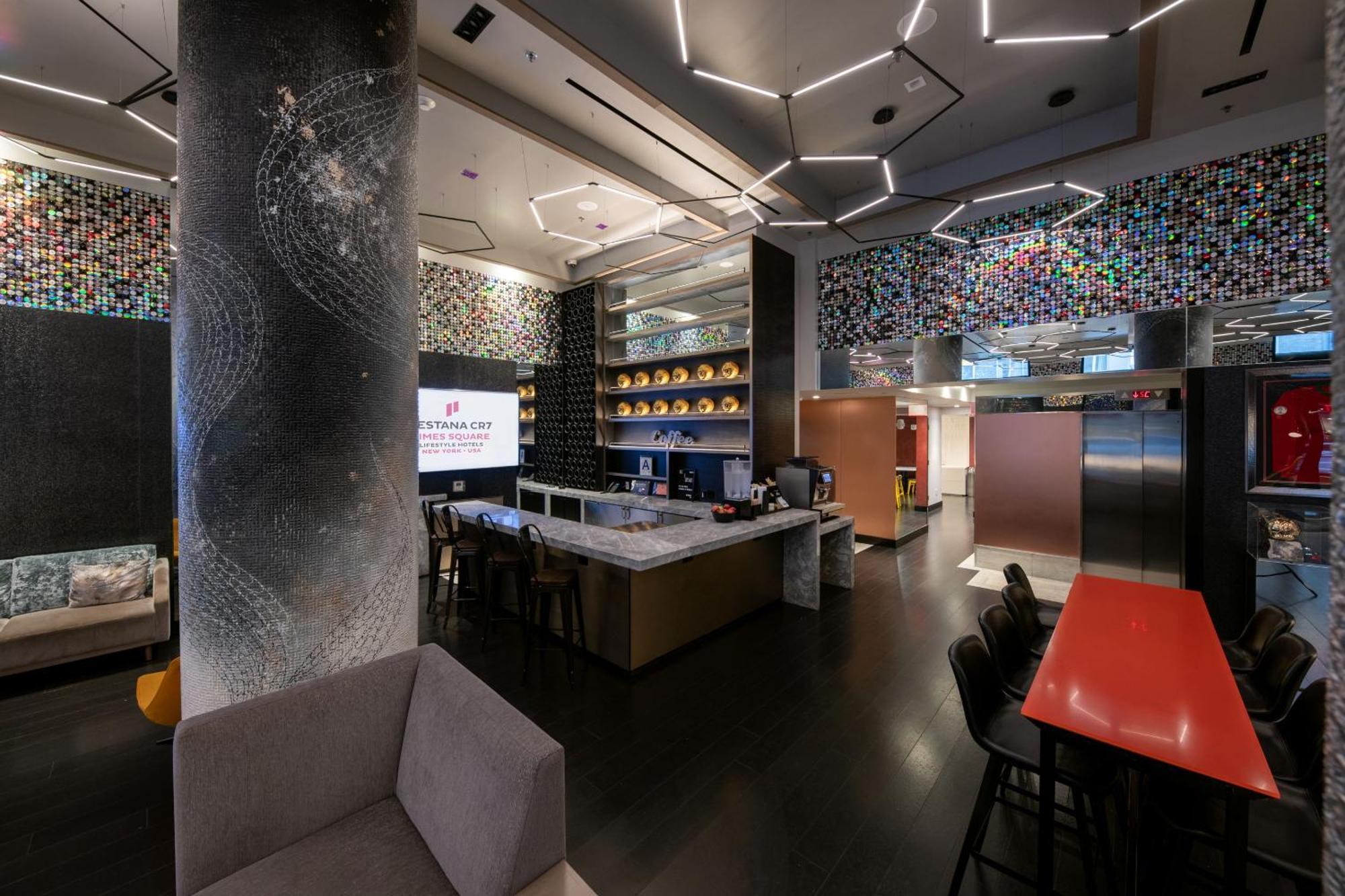 Готель Pestana Cr7 Times Square Нью-Йорк Екстер'єр фото
