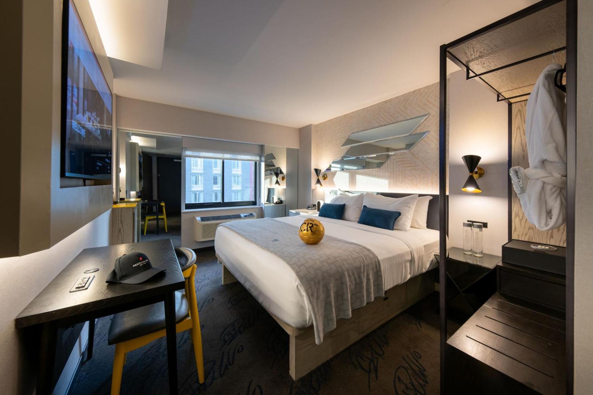 Готель Pestana Cr7 Times Square Нью-Йорк Екстер'єр фото